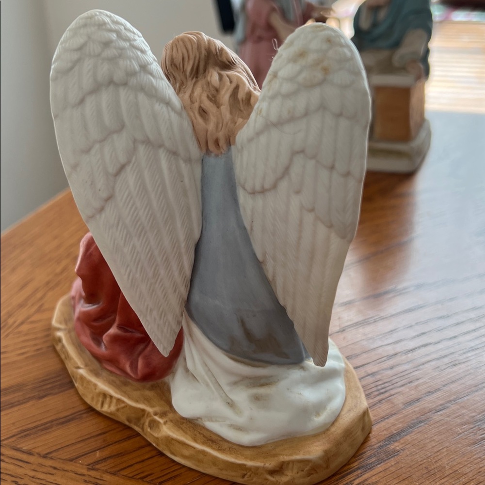 Home Interiors 'With These Wings' Figurine - Picture 5 of 8